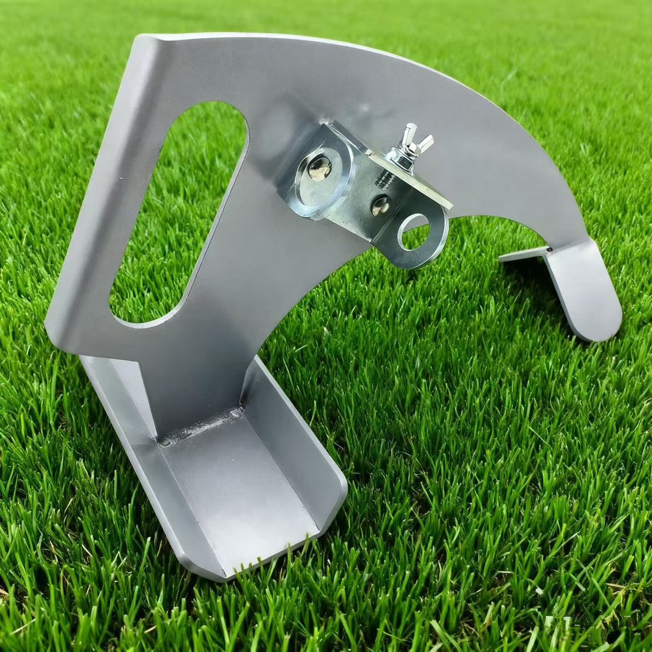 Turf Installation Seam Tool - Durable steel for permanent grass seams