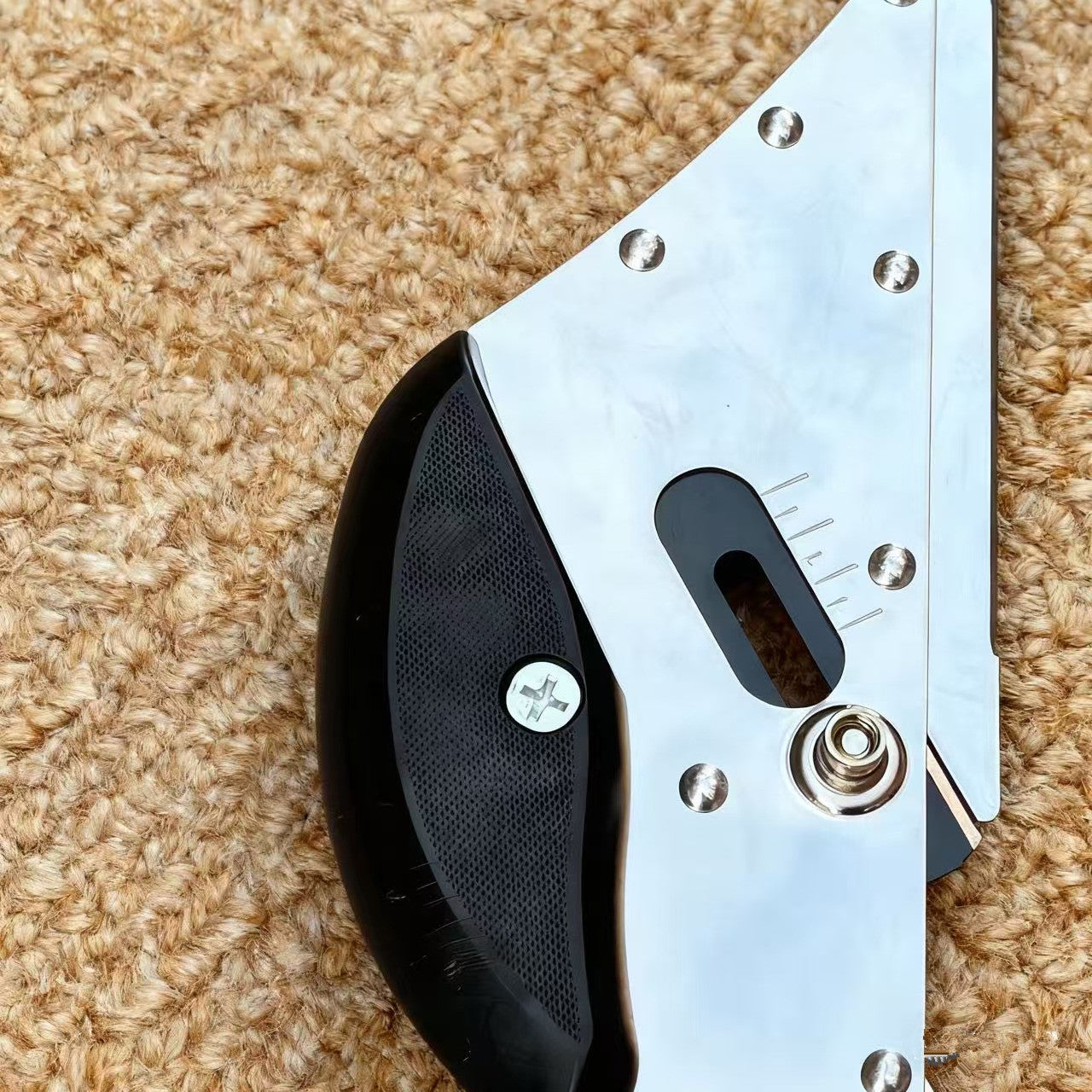 Loop Pile Row Cutter - Professional carpet and artificial grass cutting tool for precise edge trimming